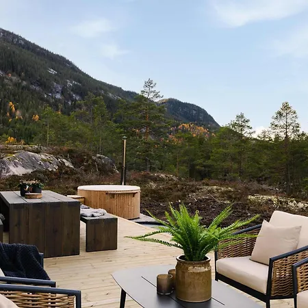 Lakehouse Moss With Sauna And Jacuzzi Kviteseid